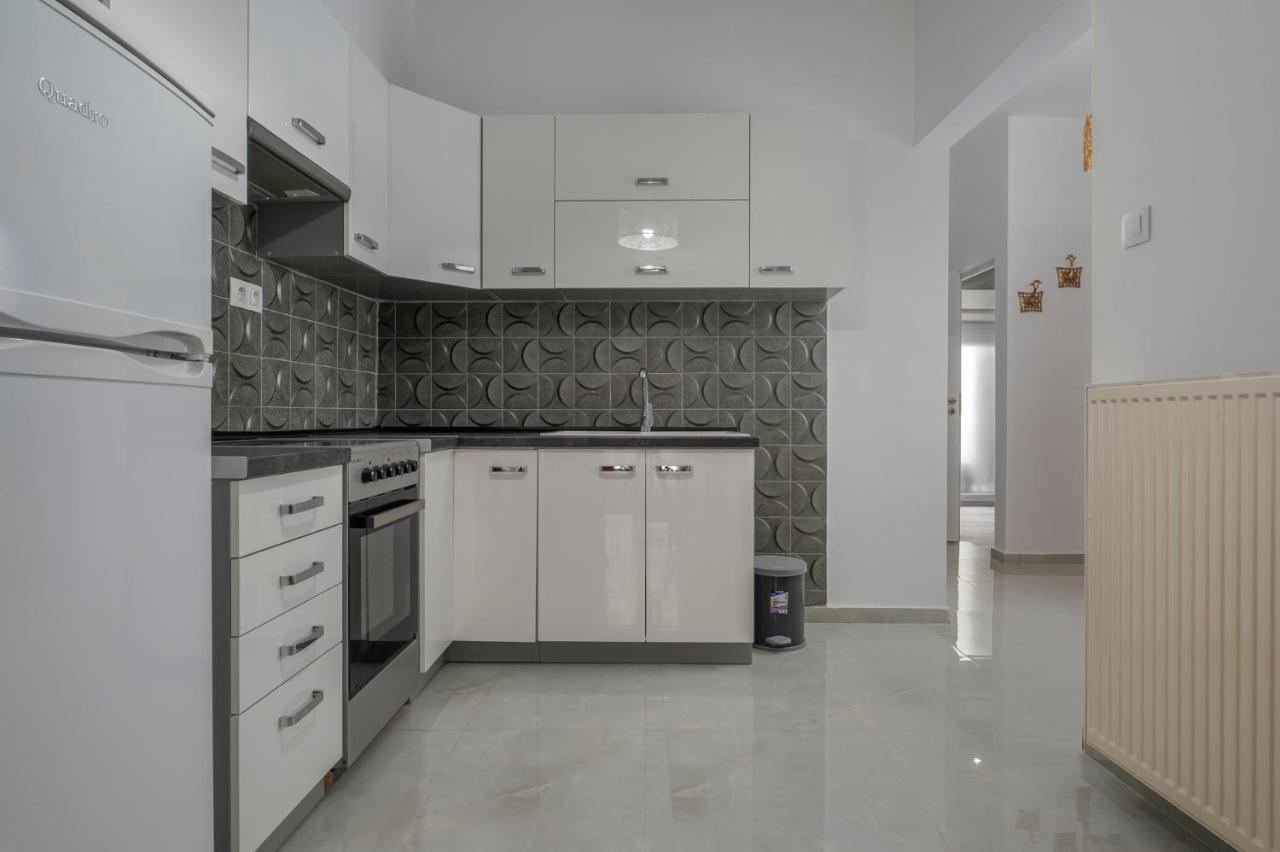 Kosmos Service Apartment City Center 3 With Additional Cost Parking Salonic Exterior foto